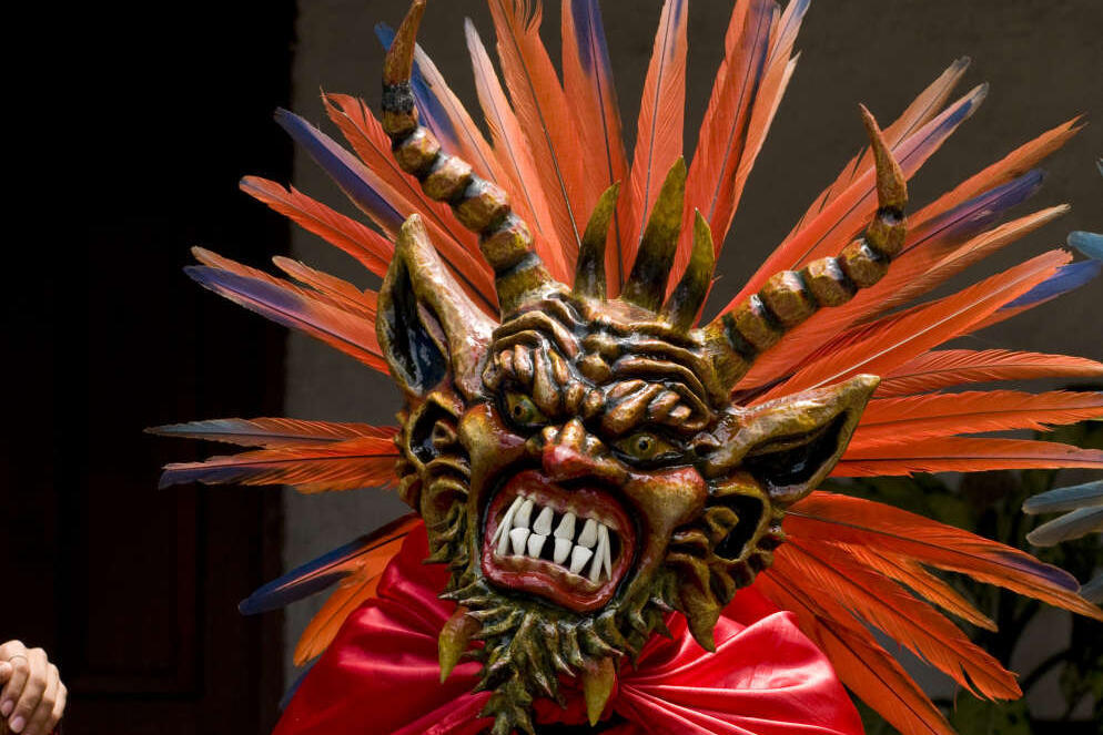 handgefertigte Maske