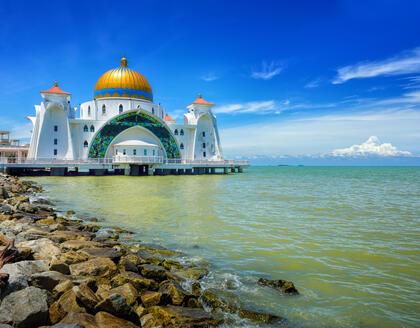 Masjid Selat Melaka