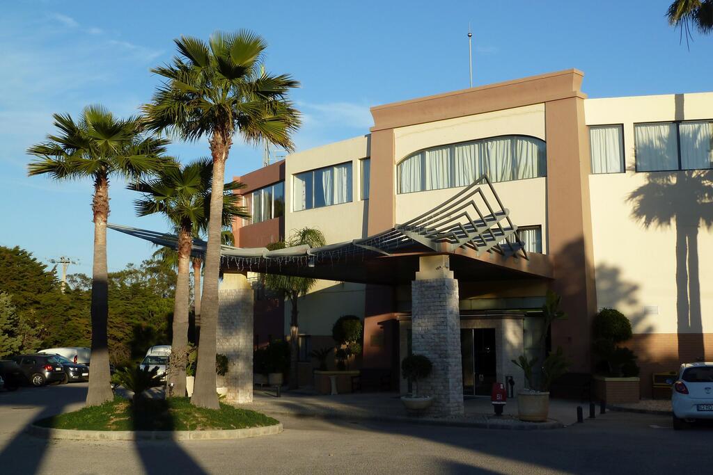Aussenansicht Hotel Baia Grande