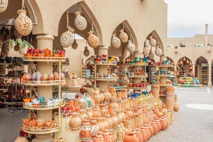Blick auf den Markt in Nizwa bei einer Oman Rundreise