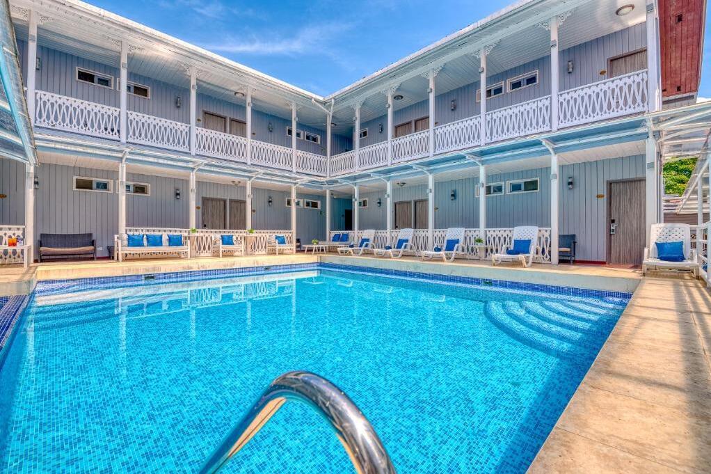 Poolanlage
