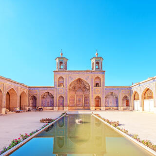 Nasir al-Mulk Mosque