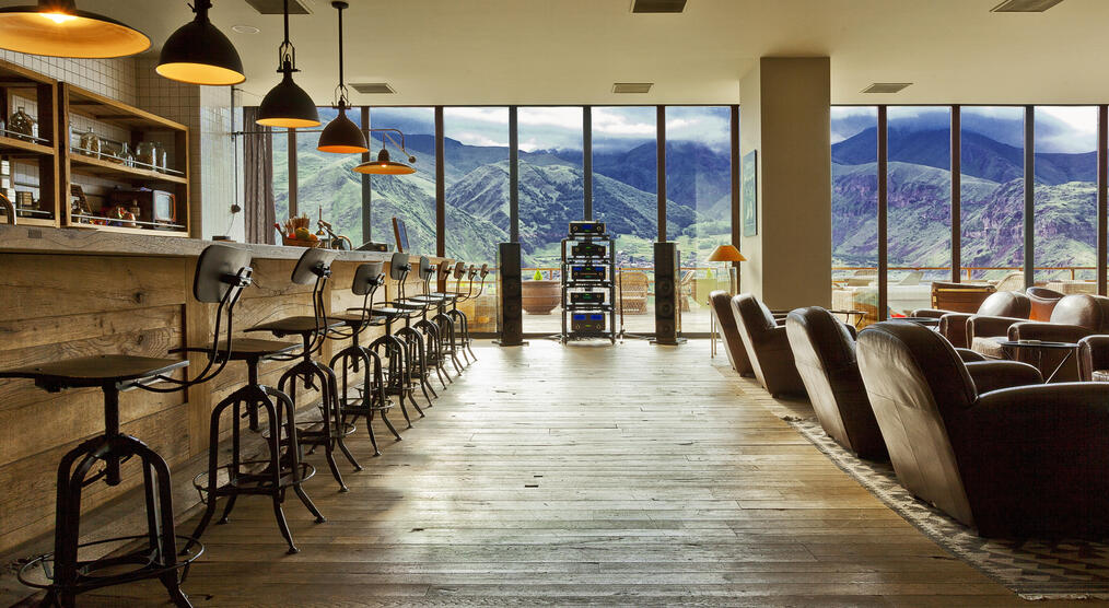 Lounge und Bar