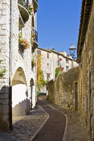 Mittelalterliche Gasse in Saint-Paul-de-Vence