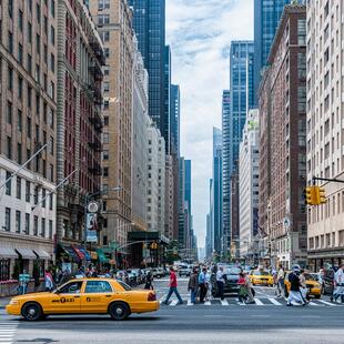 Typischer Verkehr in Manhattan, New York City