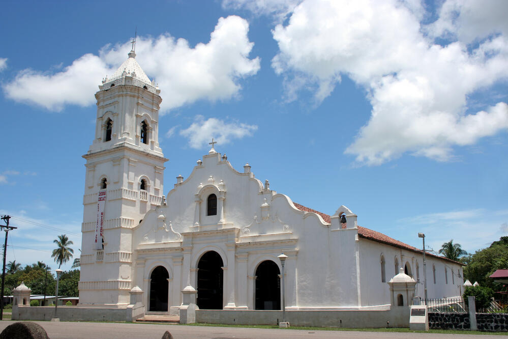 historische Kirche in Natá