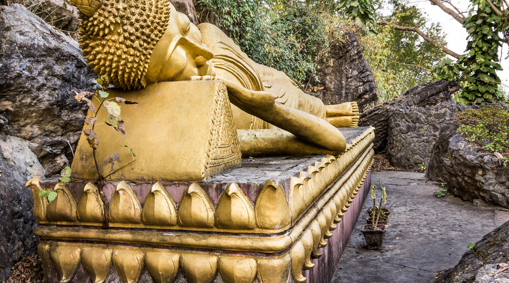 Schlafender Buddha auf dem Phou Si