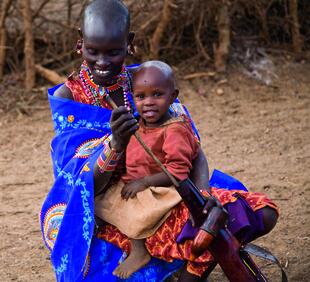 Masai Mutter mit Kind