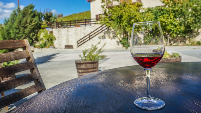 Rotwein aus einem zypriotischen Weinanbaugebiet