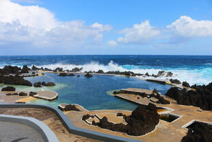 Schwimmbecken in Porto Moniz