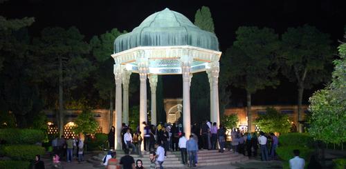 Hafis Sadi Mausoleum 
