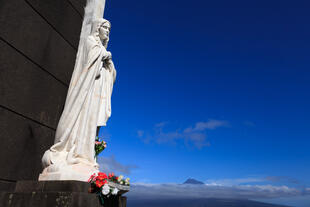 Muttergottes Statue auf Faial