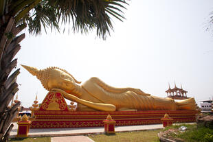 Goldener Buddha am Wat Si Saket