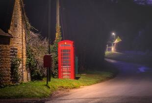 Rote Telefonzelle in Weston Subedge