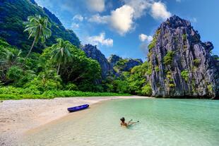 Entspannung am Strand von El Nido auf Palawan