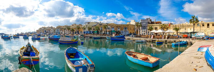 Hafen und Boote von Marsaxlokk Sehenswürdigkeit Malta