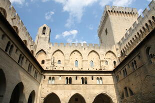 Architektur des Papstpalastes 