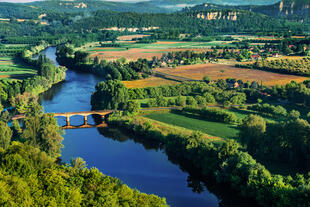 Brücke über Dordogne Fluss 