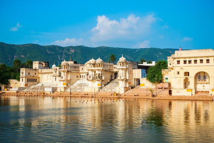 Ghats am Pushkar See