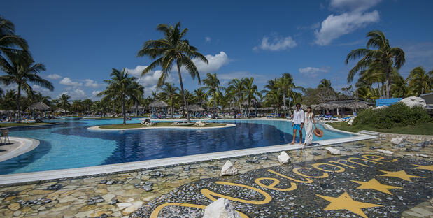 Playa Pesquero Pool