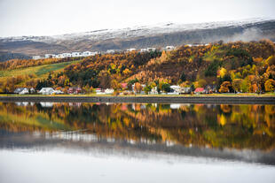 Akureyri im Herbst
