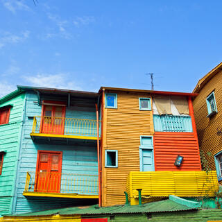 Bunte Wellblechhäuser von La Boca, Buenos Aires