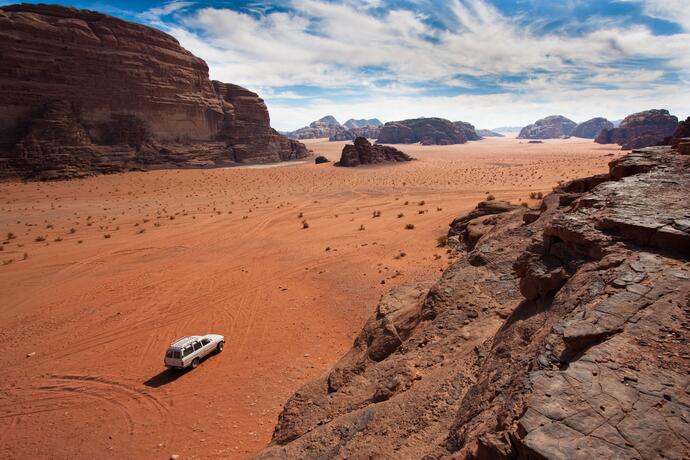Jeep im Wadi Rum