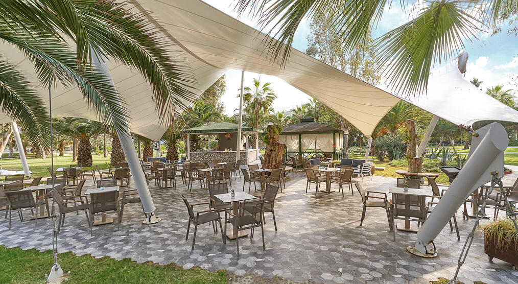 Beach Bar