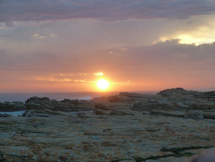 Sonnenuntergang von der Küste Südafrikas