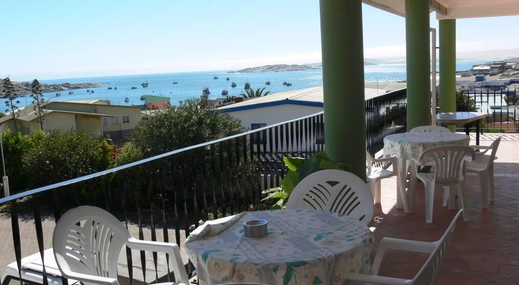 Terrasse mit Meerblick