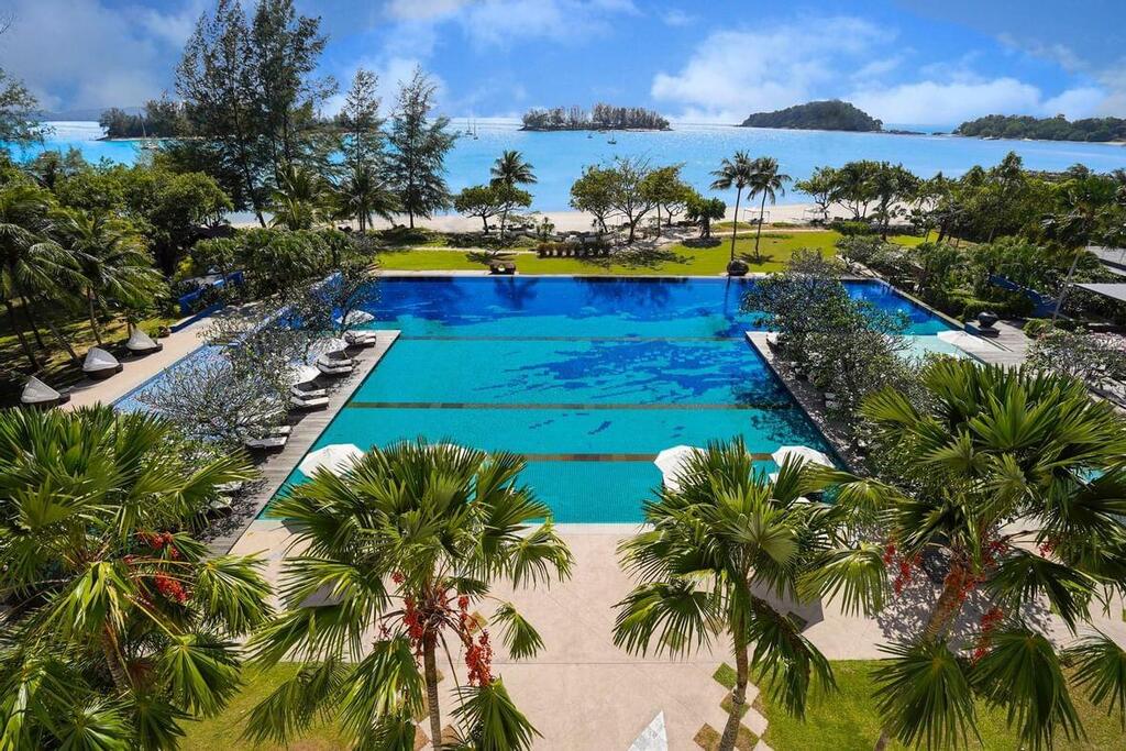 Infinity-Pool