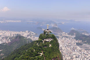 Blick auf Cristo Redentor und Rio de Janeiro