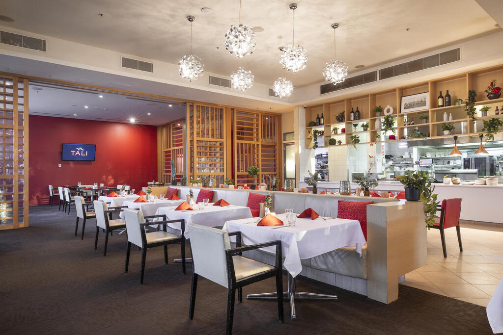 Tali Restaurant im Crowne Plaza