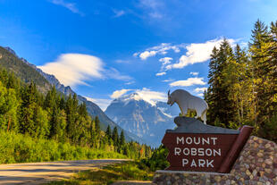 Mount Robson Provincial Park 