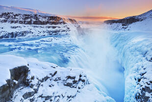 Gullfoss Wasserfälle gefroren