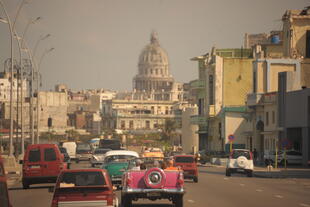 Straßenverkehr in Havanna