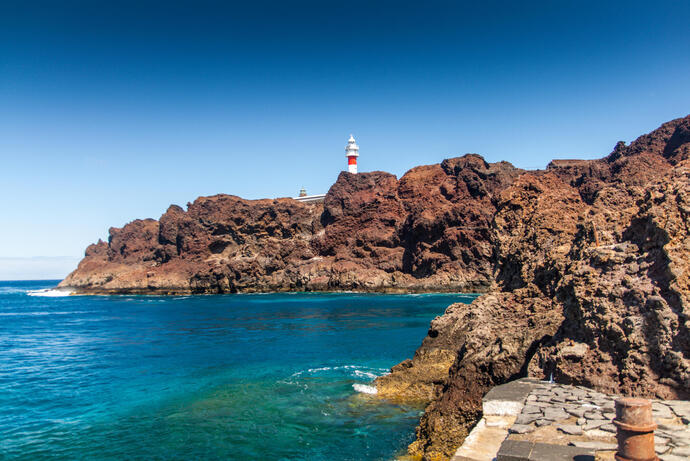 Blick auf die Küste und das Teno Gebirge auf Teneriffa 