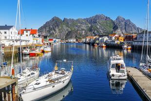 Hafen in Henningsvær