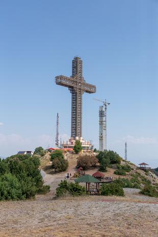 Mount Vodno Kreuz