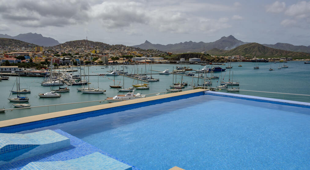 Pool 1