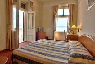 Doppelzimmer mit Meerblick