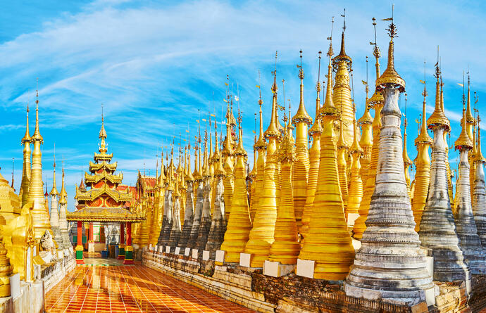 Goldene Stupas 