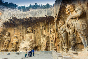 Longmen-Grotten in Luoyang