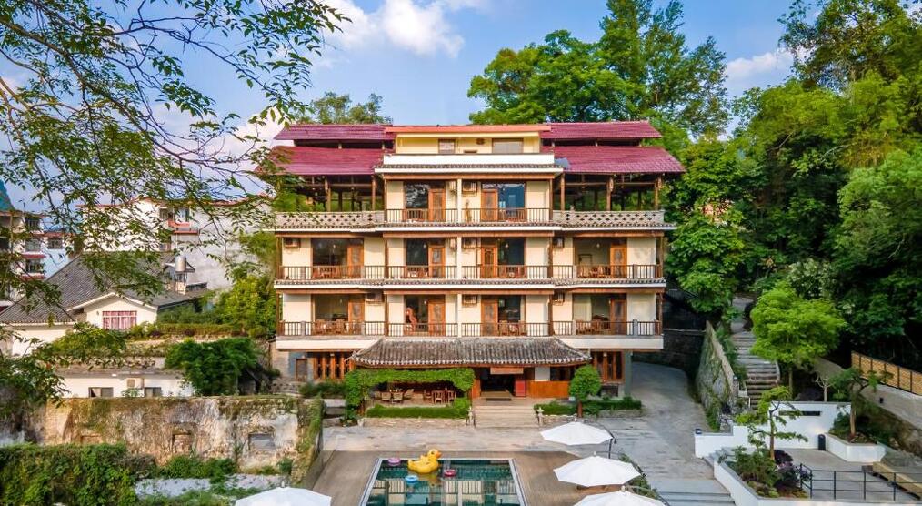 Außenansicht River Lodge Gästehaus