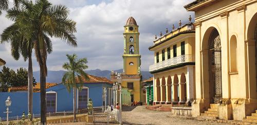 Kirchenvorplatz in Trinidad
