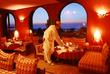 Romantische Lounge des Hotels mit direktem Meerblick