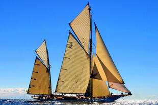 Cannes traditionelles Segelschiff