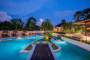Pool (Dewa Phuket Resort & Villas)
