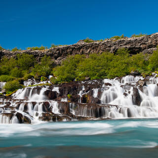 Hraunfossar Wasserfälle
