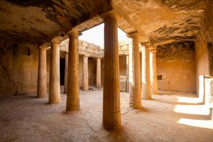 Im Inneren der Königsgräber von Nea Paphos